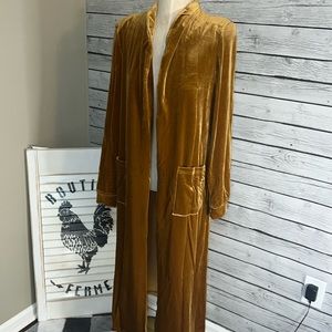 Elegant Velvet Longline Coat in Rich Brown